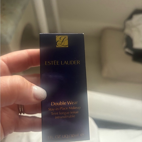 Estee Lauder Other - Estee Lauder Double Wear Foundation - Classic Beige 2n2 buff